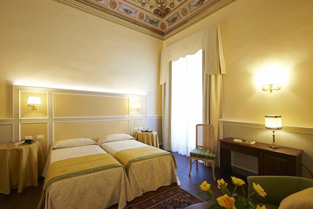 Hotel Firenze Capitale Exterior foto